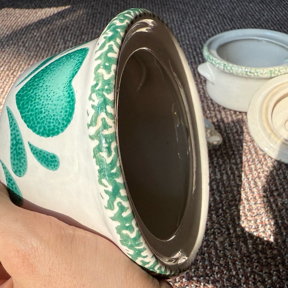 green heart ceramic spongeware lidded soup crocks - Picture 4 of 5
